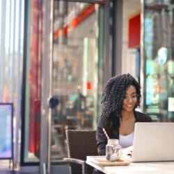 girl-sitting-with-laptop